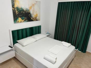 Estudio con Balcón1